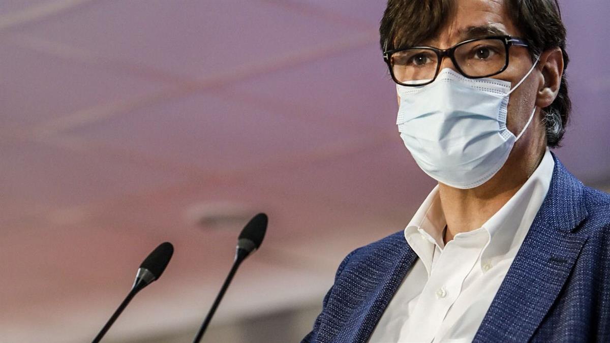Los médicos denuncian que el exministro puso en riesgo su salud con mascarillas "fake"
