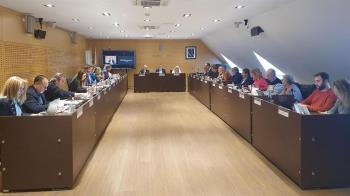 El Pleno aprueba inicialmente las cuentas públicas para este año con el voto a favor de PSOE y en contra de PP y Vox