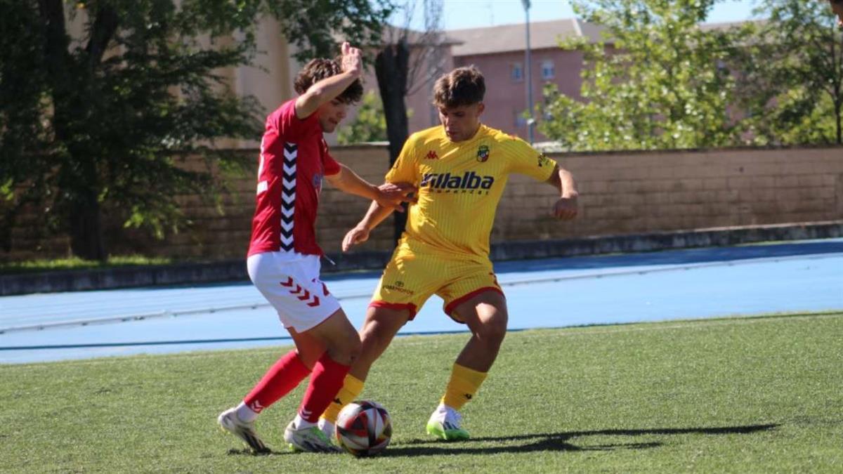 Hubo ocasiones para los dos equipos y buenas intervenciones de ambos porteros