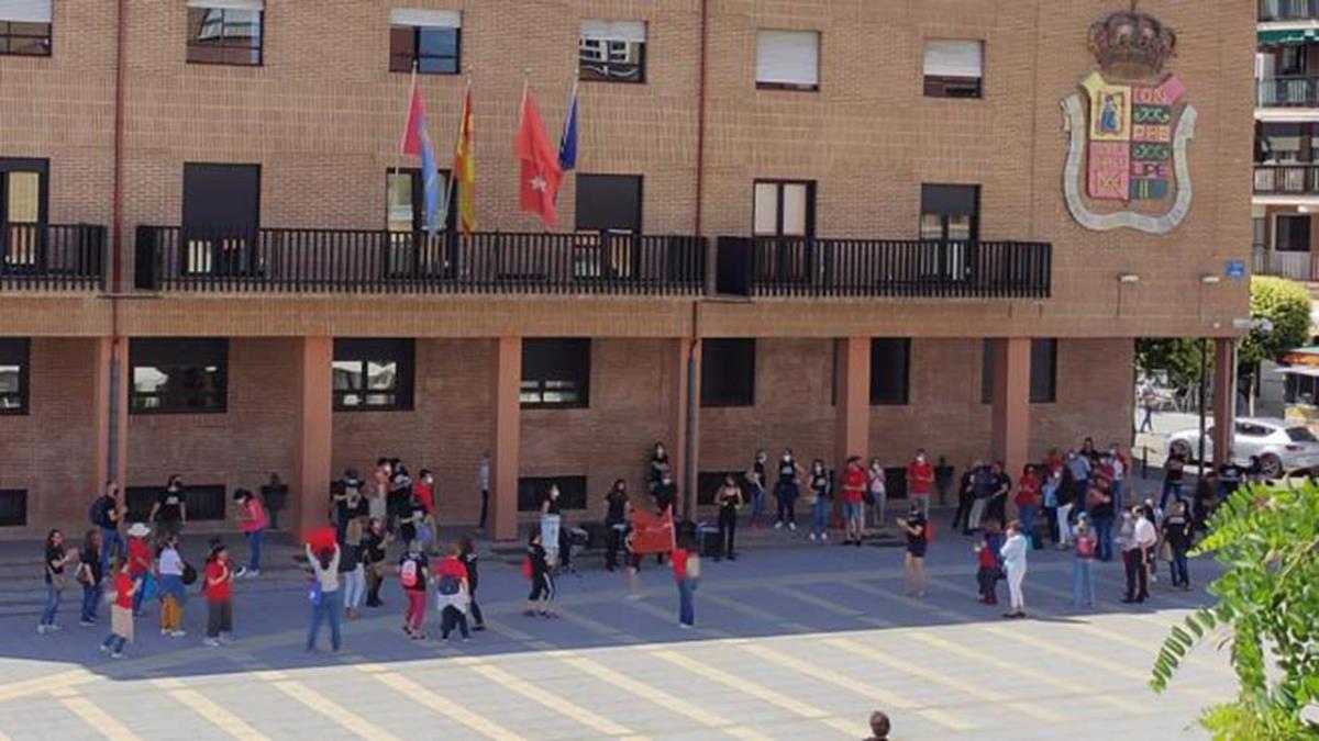El programa impulsado por el Ayuntamiento de nuestro municipio, a través de la Concejalía de Educación y Juventud, lleva el aprendizaje y entendimiento de la justicia a las aulas del municipio
