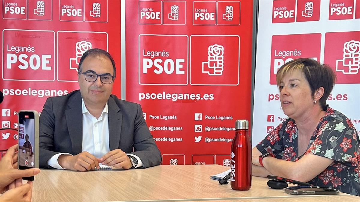 El candidato Santiago Llorente ha presentado el programa del PSOE y se muestra dispuesto a plantar cara al bloque de PP, ULEG y VOX