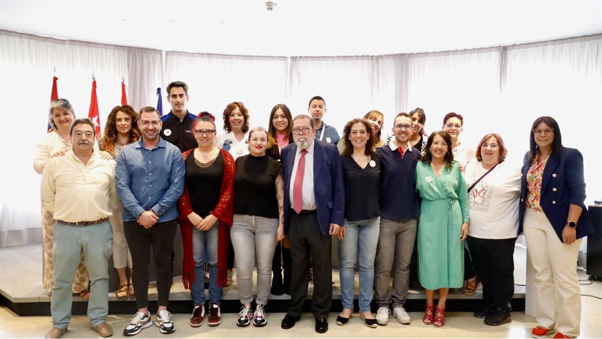 Parte del interés superior del menor, la no discriminación y la participación