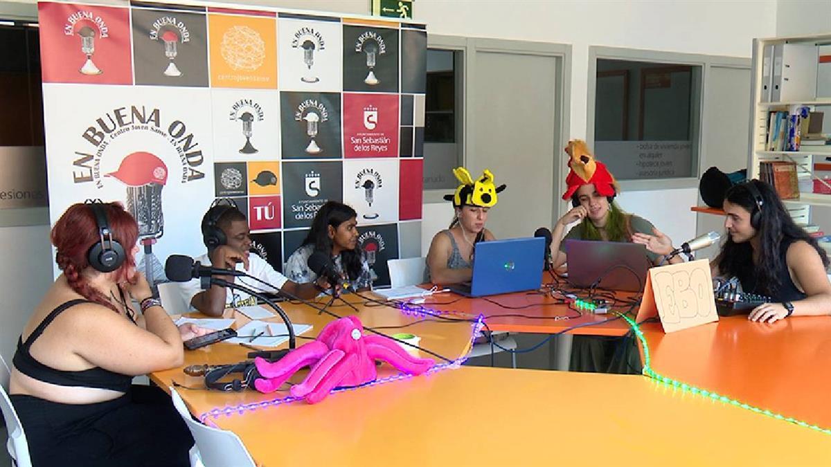 El Ayuntamiento invita a la juventud del municipio a que participe en entrevistas y debates para el programa