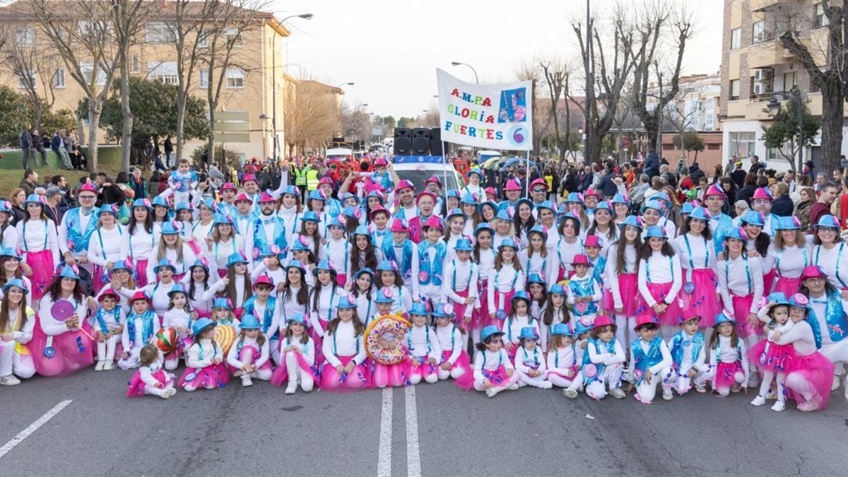 Actuaciones de los Dj´s de Kiss FM y la Orquesta Panorama City en el espacio del ACAR