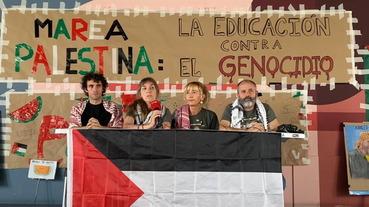 La presidenta niega haber dado una orden para que no se puedan colocar estos elementos en las aulas