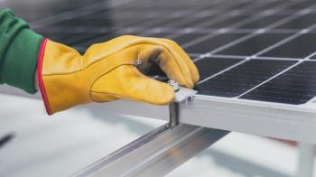 Ganemos Colmenar quiere que se explique mejor a los vecinos el proceso para instalar placas solares y solicitar la bonificación del IBI correspondiente 