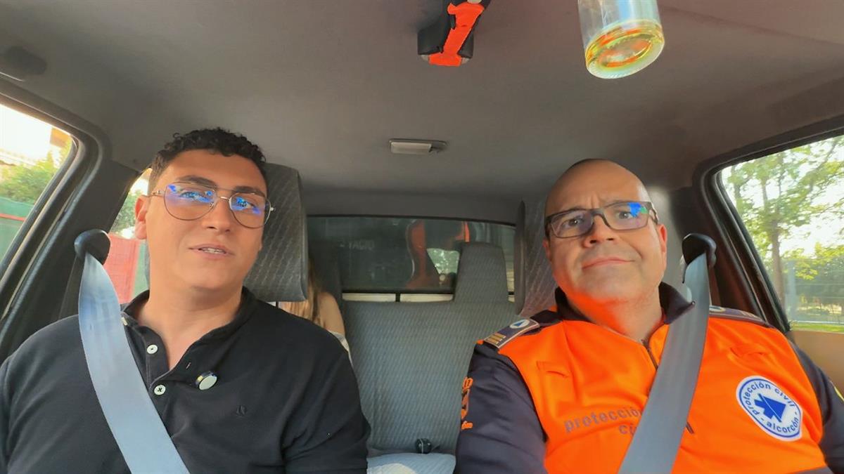 Se trata de una serie de entrevistas que muestra el lado más personal de los servicios públicos de seguridad