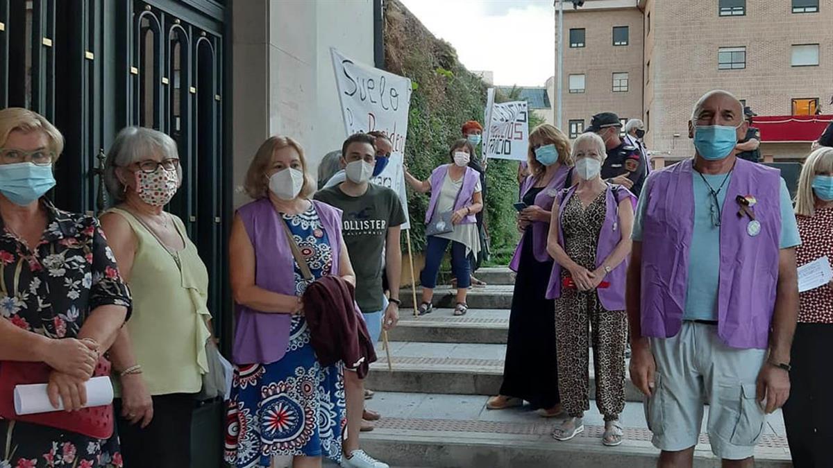 Denuncian que el Gobierno municipal silenció su protesta pacífica, enviando a la policía para impedirles el paso