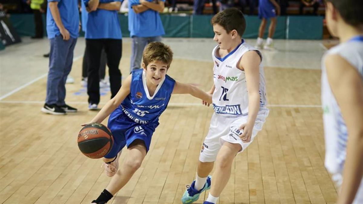 Los domingos 4 y 11 de junio se celebrarán las pruebas de cantera del Club Baloncesto Fuenlabrada. Será en el pabellón El Arroyo para jugadores nacidos de 2006 a 2015.