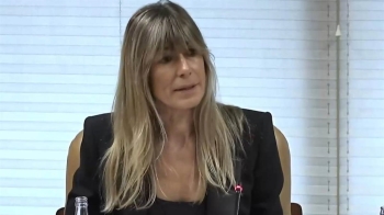 Extiende su mensaje a “todas las mujeres perseguidas por fanáticos subvencionados”