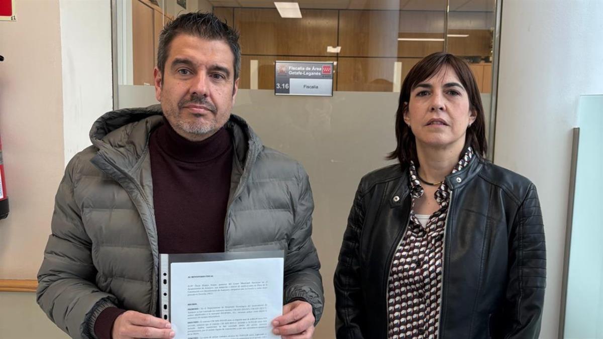 Óscar Blanco asegura que así "se evita una licitación pública que los obliga a superar la cantidad marcada por la ley"