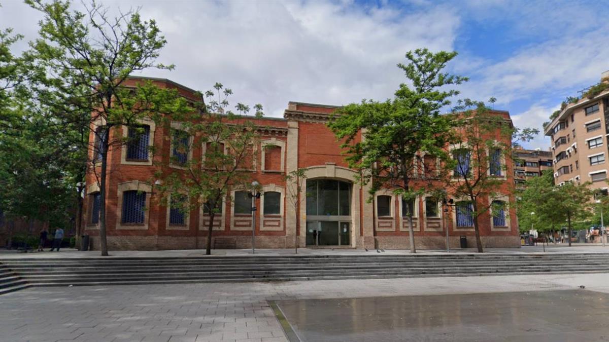 Los socialistas de la capital piensan que la rescisión del contrato con la concesionaria "llega demasiado tarde"