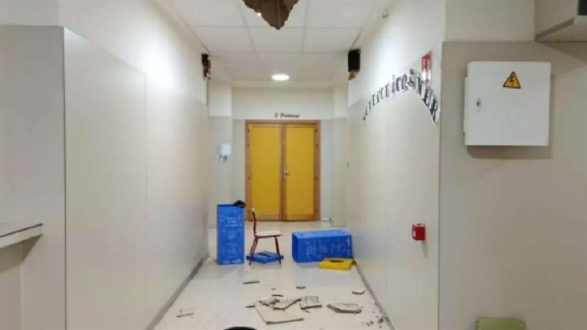 Los socialistas denuncian la "falta de mantenimiento" en bibliotecas, centros municipales y colegios