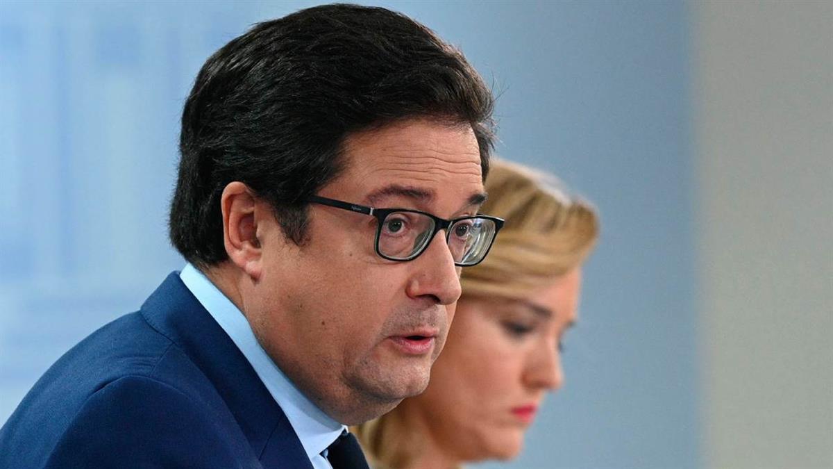 Óscar López rechaza que la Medalla Internacional de la Comunidad de Madrid se entregue a EEUU