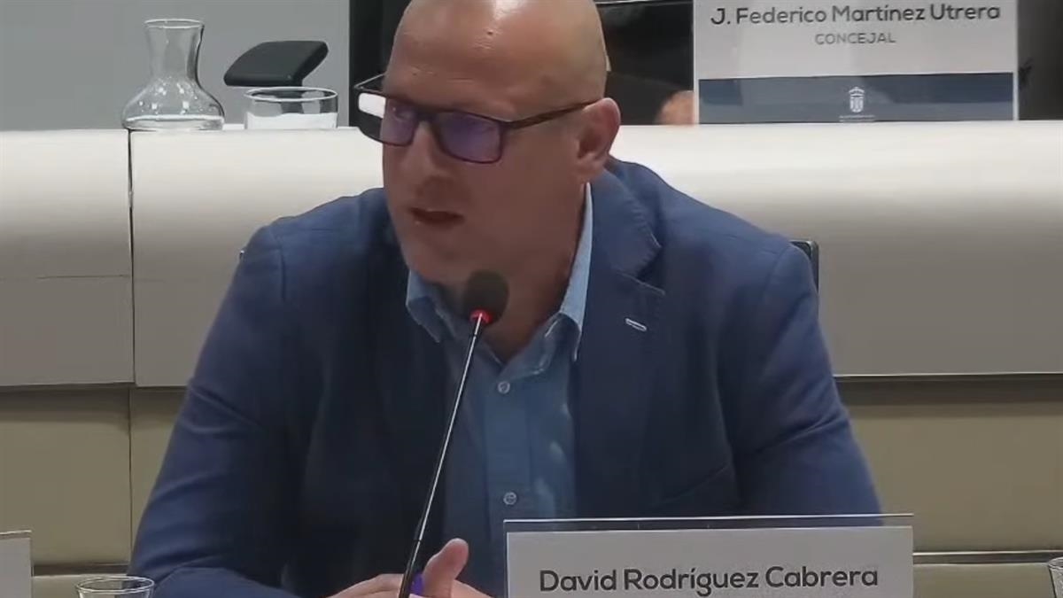 El PSOE denuncia unos presupuestos de 100 millones de euros que no destinan "ni un solo euro" a nuevos equipamientos públicos 