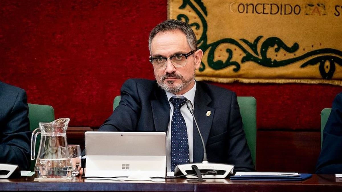 La candidata socialista reclama transparencia tras la reapertura de la investigación sobre el borrado del correo de la exconcejala que denunció al alcalde