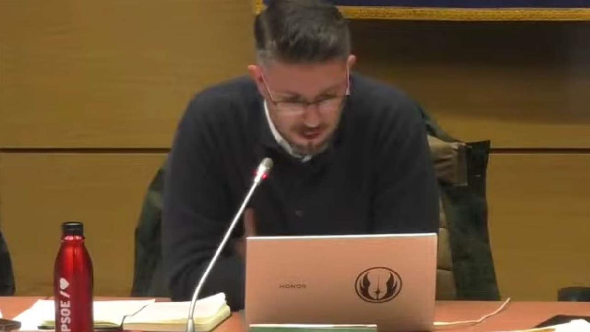 Los socialistas llegan a esta conclusión tras un pleno polémico marcado por la negativa del PP a sus propuestas