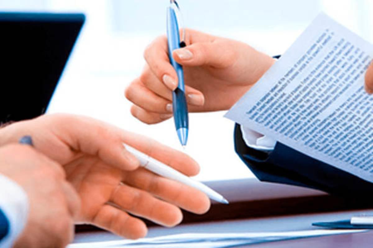 Se trata de una plaza temporal de abogado adscrito a la Concejalía de Empleo