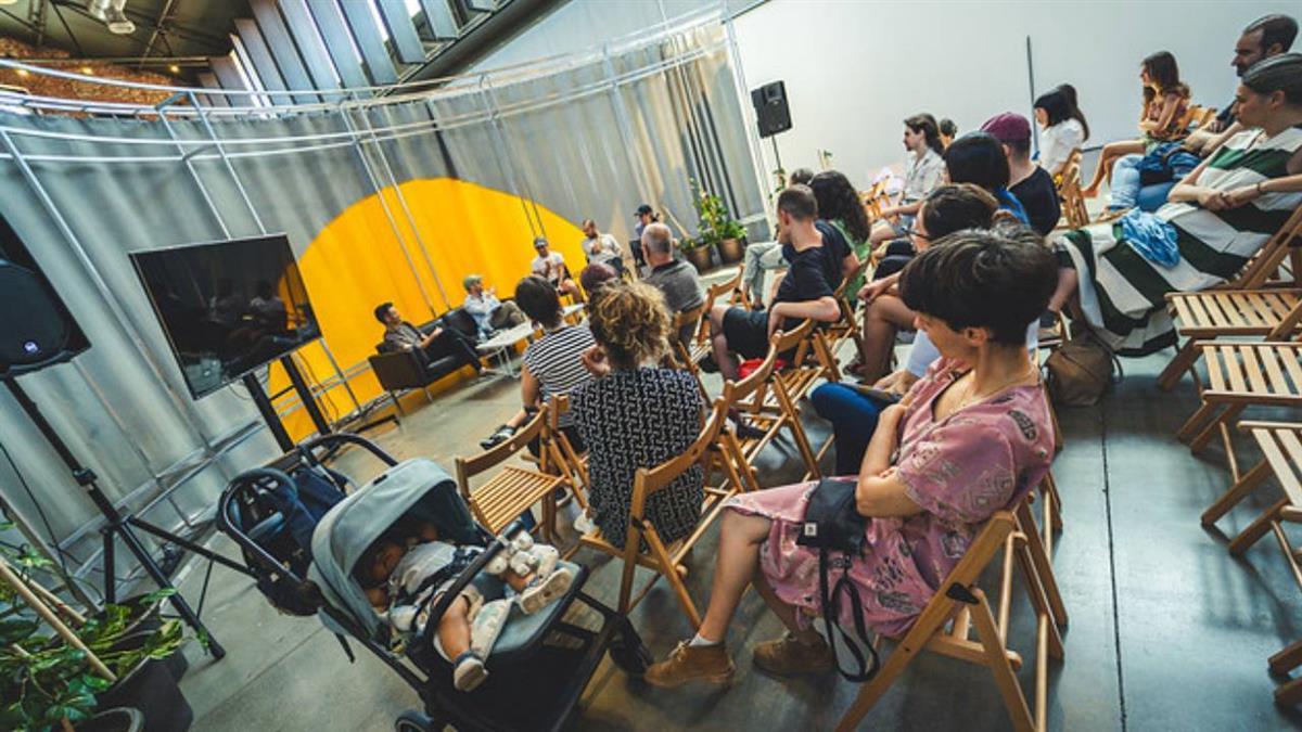 Para mostrar todo el trabajo de los creadores