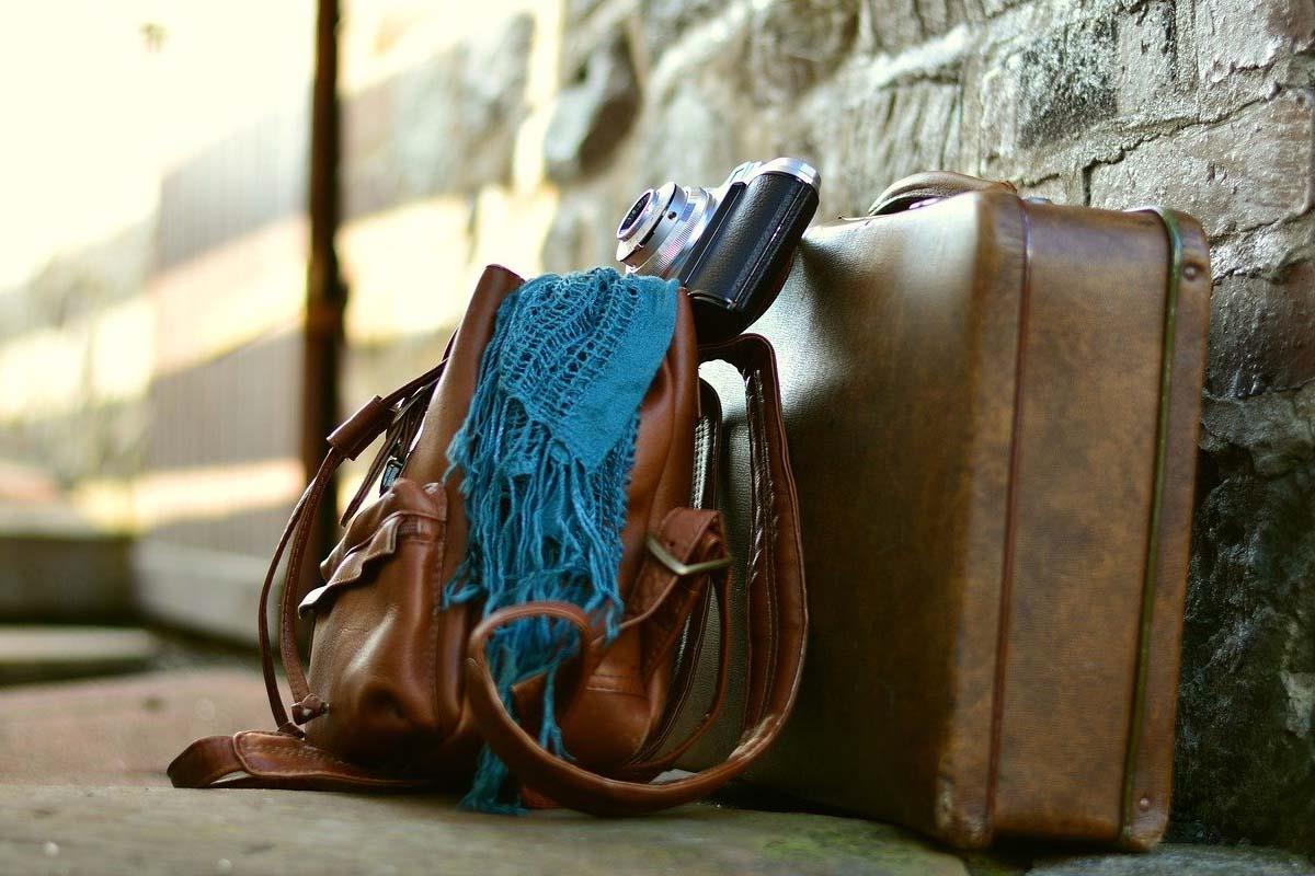 El derecho a las mismas se encuentra en el artículo 38 del Estatuto de los Trabajadores y en el artículo 40 de la Constitución