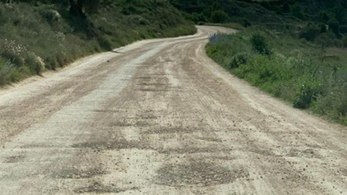 El estado de la zona se encuentra en tal estado que pone en peligro la integridad de los usuarios