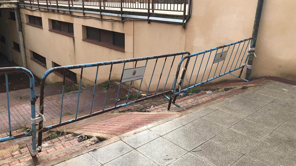 Comerciantes y residentes en la zona piden su arreglo desde hace años