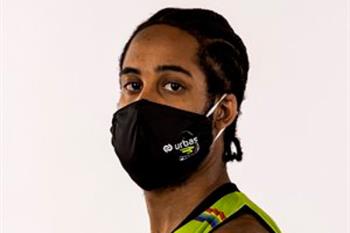 El club fuenlabreño ha puesto a la venta su mascarilla personalizada