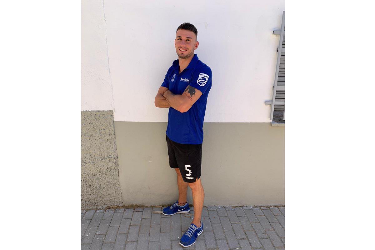 El jugador del primer equipo y responsable de la cantera femenina repasa en Televisión de Madrid el nuevo proyecto, su metodología y el proceso de captación de jugadoras