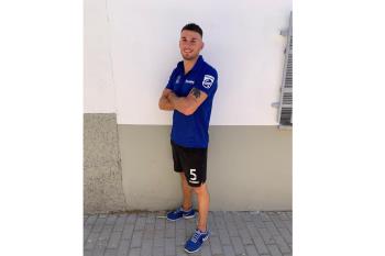 El jugador del primer equipo y responsable de la cantera femenina repasa en Televisión de Madrid el nuevo proyecto, su metodología y el proceso de captación de jugadoras