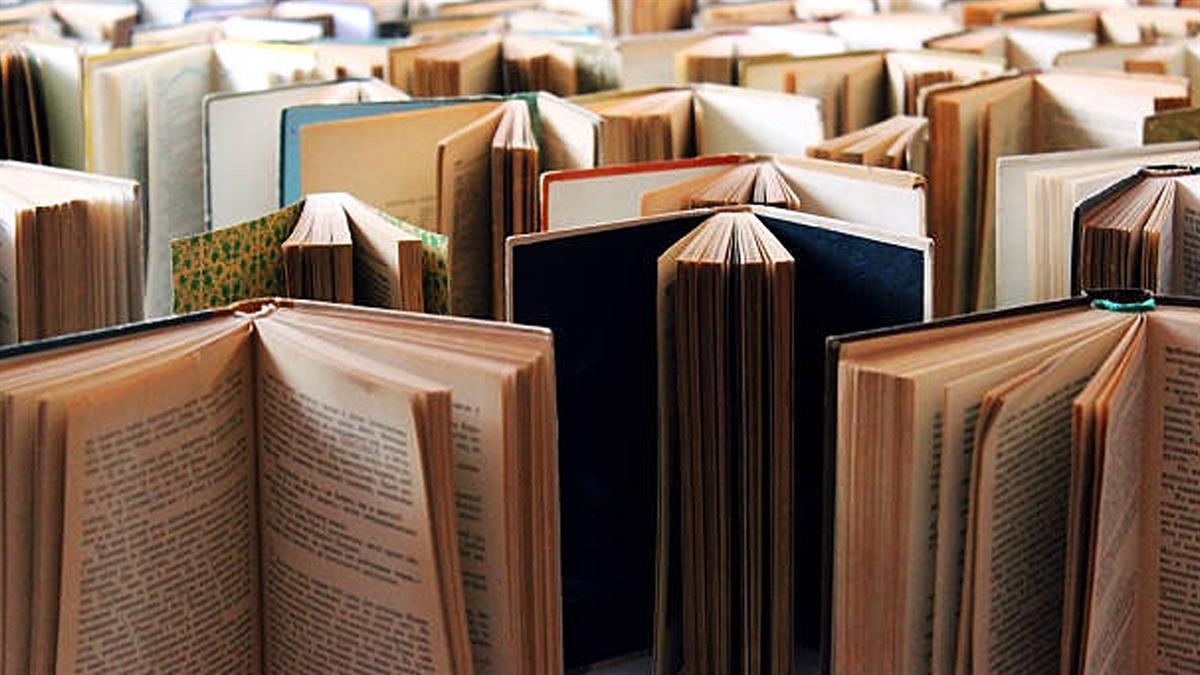 Lucía Mateo pretende hacer conciencia con su nuevo libro
