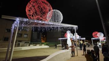 Tres grandes contenedores se han instalado en el Rincón de la Sostenibilidad