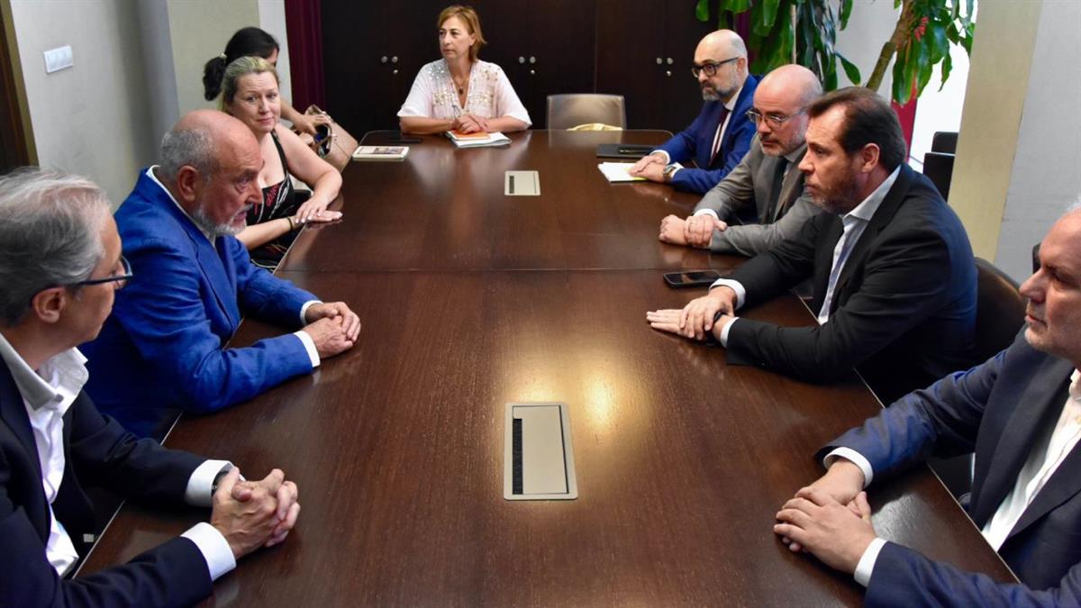 El ministro de Transportes y el Delegado del Gobierno en Madrid se han reunido con el alcalde