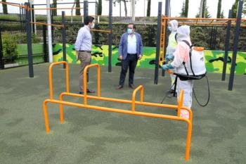 Lee toda la noticia 'Reapertura de las áreas infantiles'