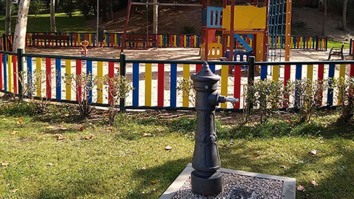 Aún así, se recomienda  no recoger el agua directamente de los grifos, sino utilizar botellas personales 