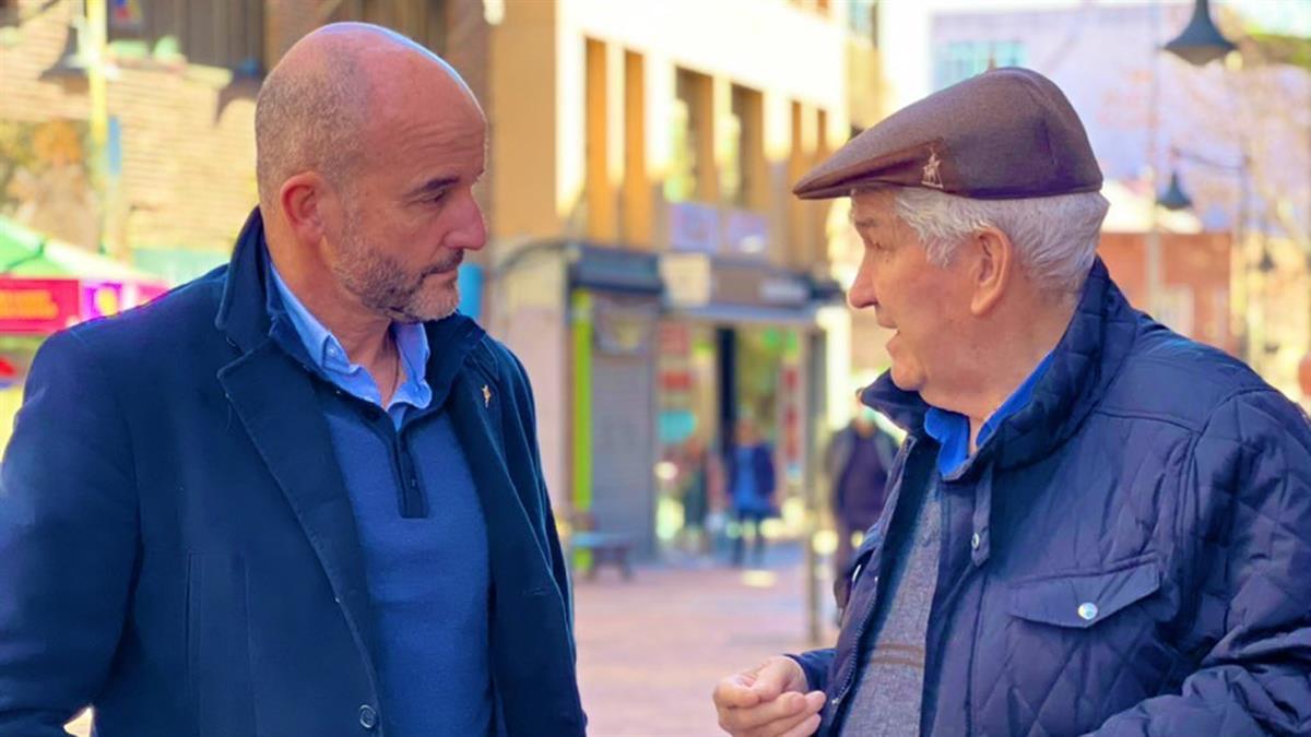 Con los votos en contra de todos los grupos políticos de izquierda