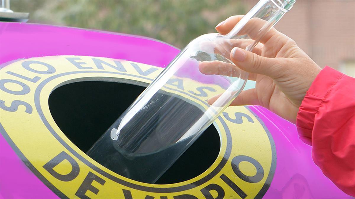 El Ayuntamiento de Valdemoro se suma a la campaña 'Recicla Vidrio Por Ellas'