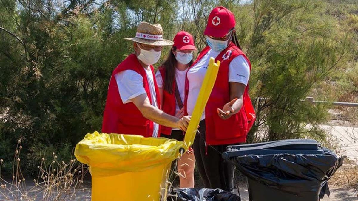 Cruz Roja organiza una actividad de recogida de basura en la naturaleza los próximos días 3 y 10 de diciembre 