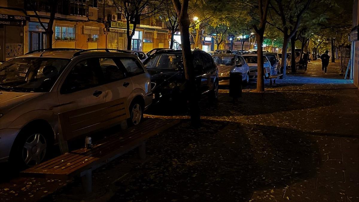Los vecinos y comerciantes de Alcorcón solicitan un alumbrado en condiciones en todas sus calles