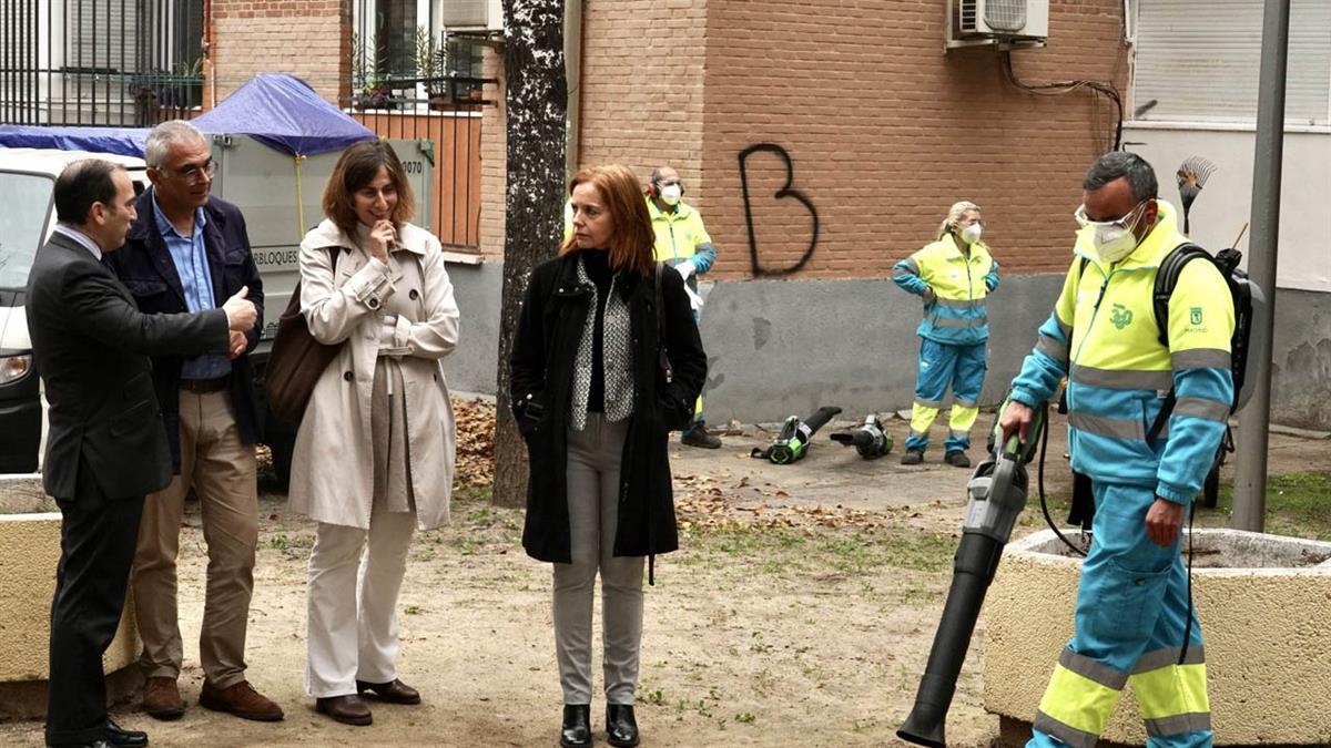 El personal destinado en exclusiva a este cometido se incrementa un 4,4 % respecto a 2022, alcanzando los 2.265 operarios, que completarán un mínimo de 235 servicios al día