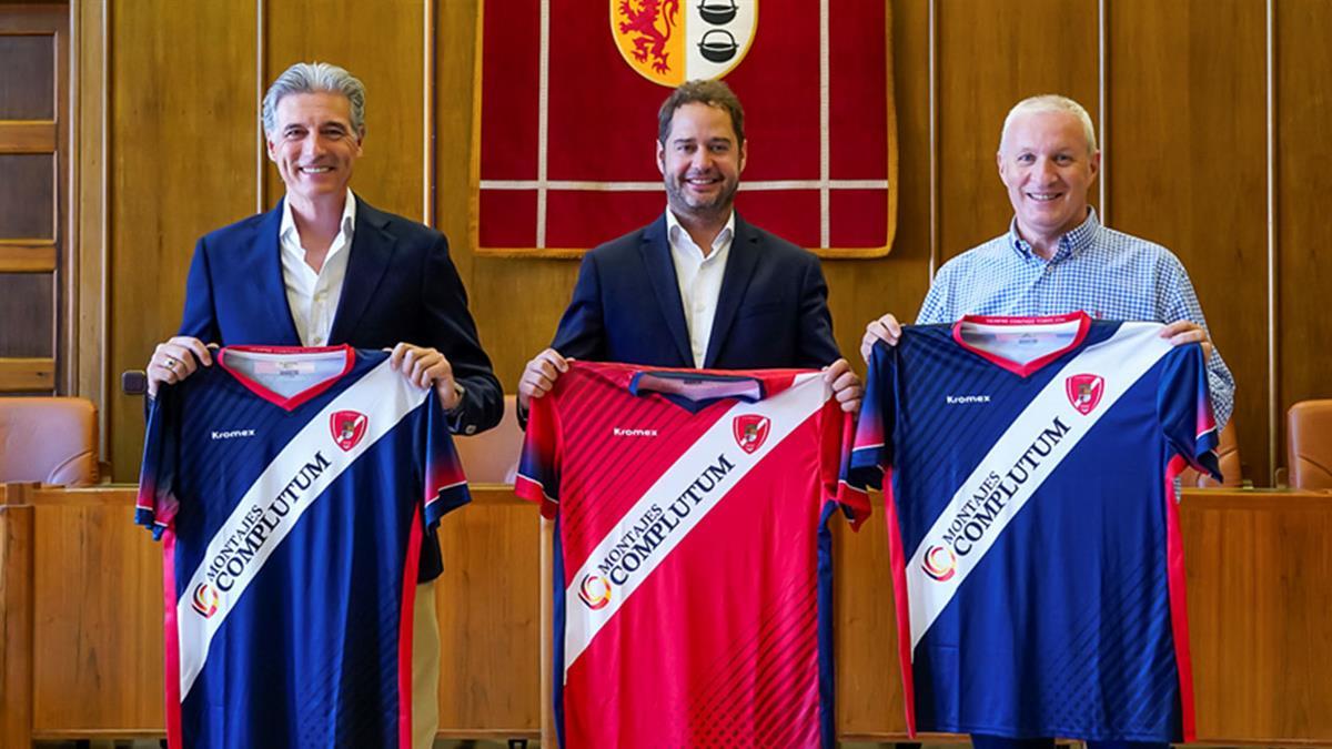 El club ha reconocido al Ayuntamiento por su apoyo