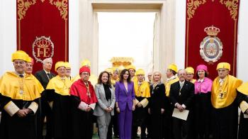 Díaz Ayuso, reconocida por la Academia de Ciencias Odontológicas de España