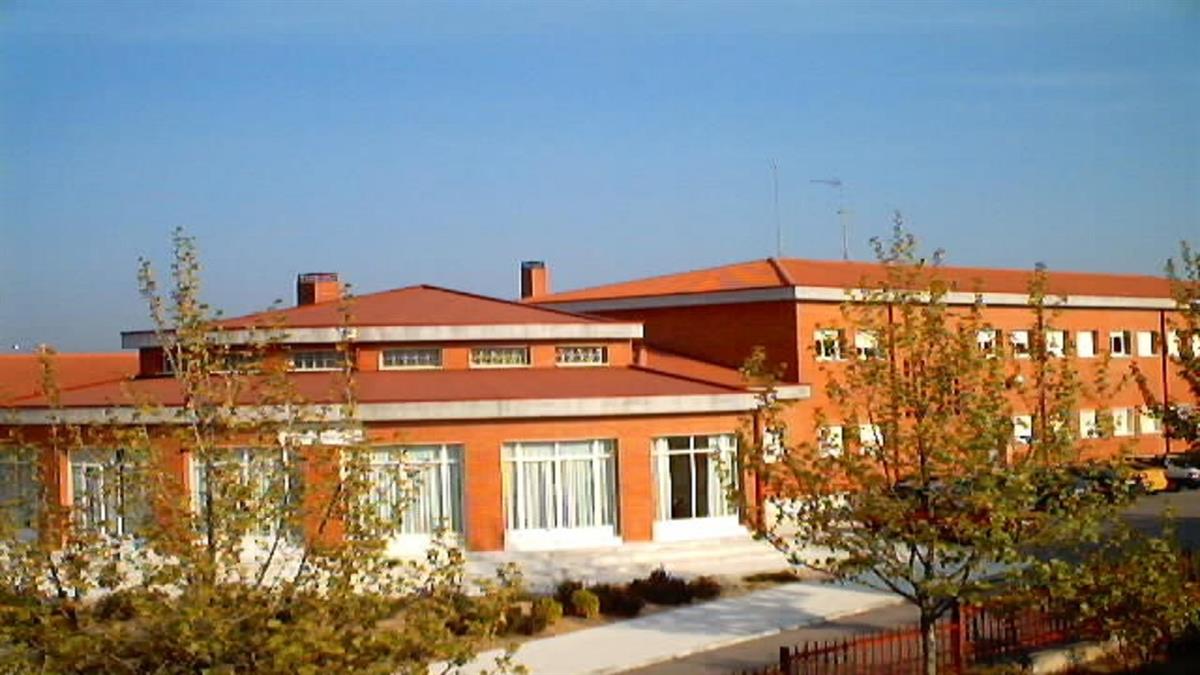 La Asociación de Familias ha publicado una carta en la que asegura que al recortar las horas de las trabajadoras se está notando una falta de limpieza en las aulas