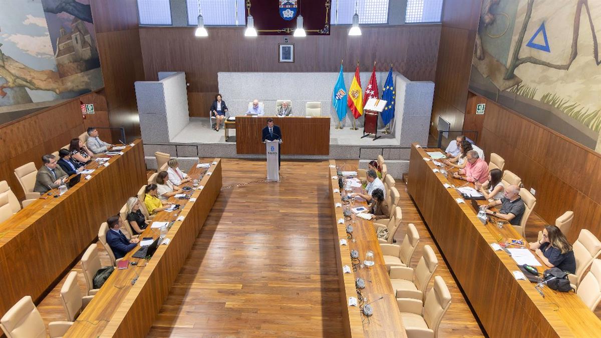 El alcalde defiende la gestión del Gobierno durante el Debate sobre el Estado de la Ciudad y acusa a la oposición de bloquear inversiones clave