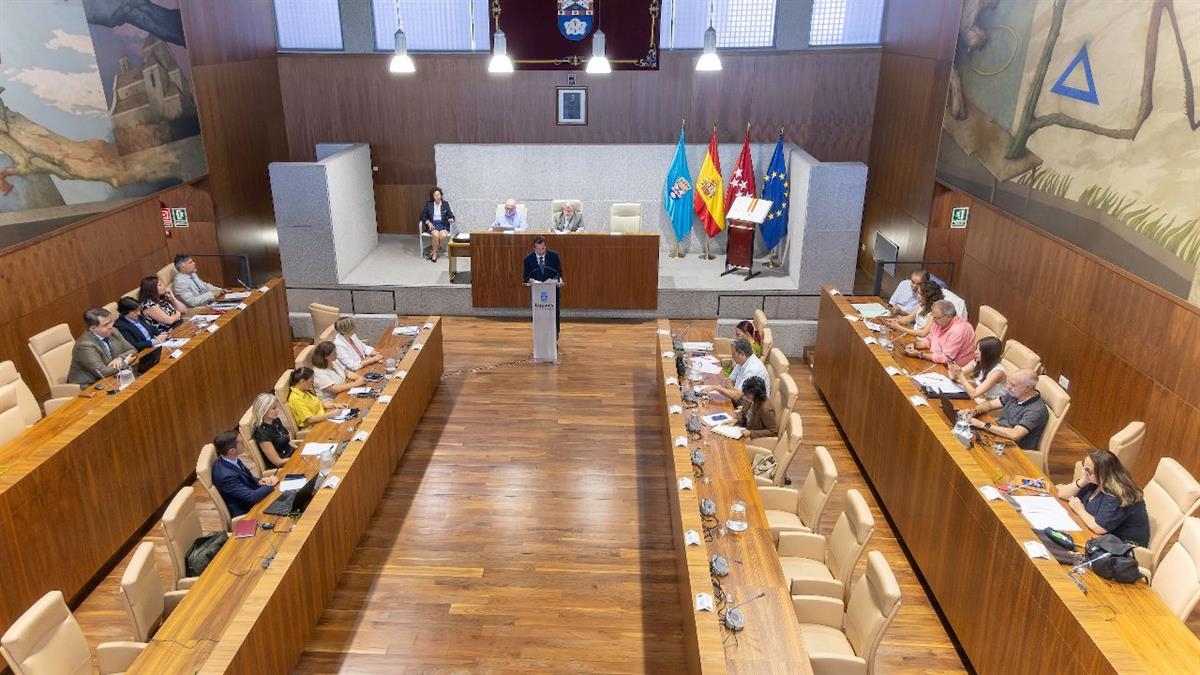 El alcalde defiende la gestión del Gobierno durante el Debate sobre el Estado de la Ciudad y acusa a la oposición de bloquear inversiones clave