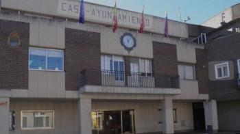 Los socialistas de Moraleja ayudan a los vecinos a recurrir la tasa de basuras