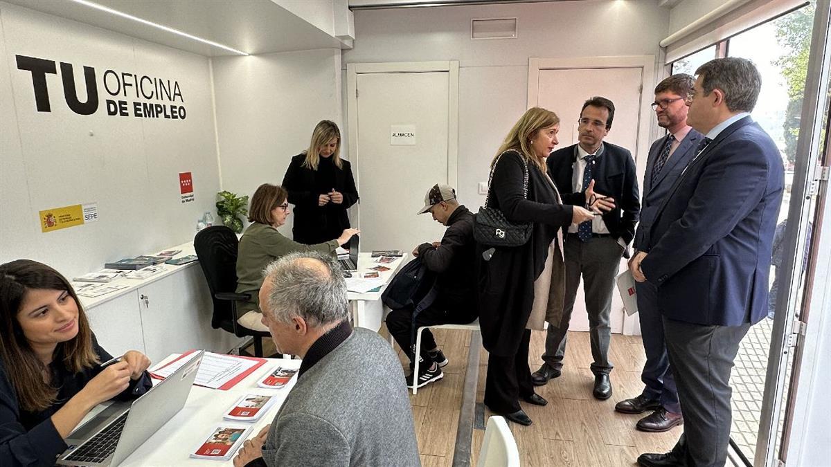 En junio de 2023 había 9.207 personas en paro en la localidad, mientras que ahora se ha reducido a 8.201, lo que supone un descenso de casi un 11 por ciento