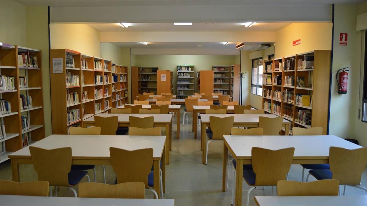 El fondo bibliográfico y audiovisual de este espacio cultural continúa creciendo