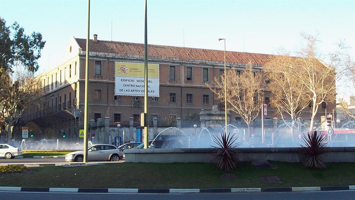 La que fue la “Fábrica de tabacos y rapé de Madrid”, construida entre 1780 y 1792, consta de 8.000 metros cuadrados.