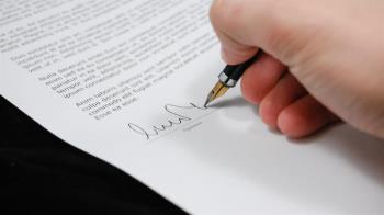 Para la renovación del DNI es necesario presentar varios documentos