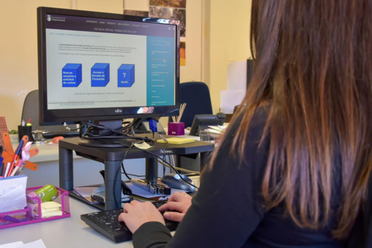 La oferta formativa alcanza los 119 cursos online gratuitos para los torrejoneros
